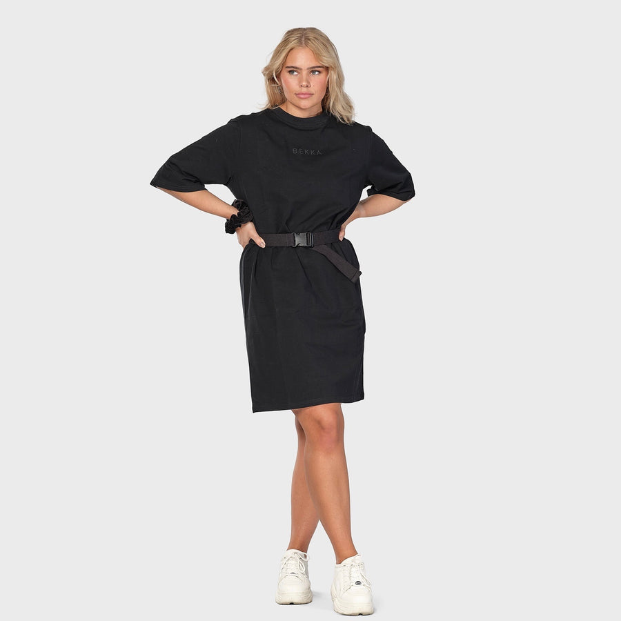 Oversized tee dress (m/belte) - black (6292649083047)