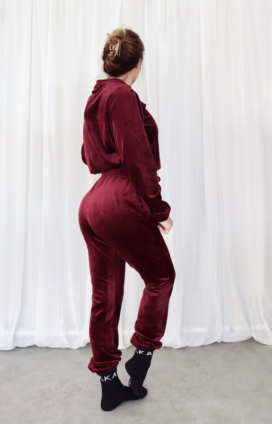 Soft velvet sweater - burgundy (6911837601959)