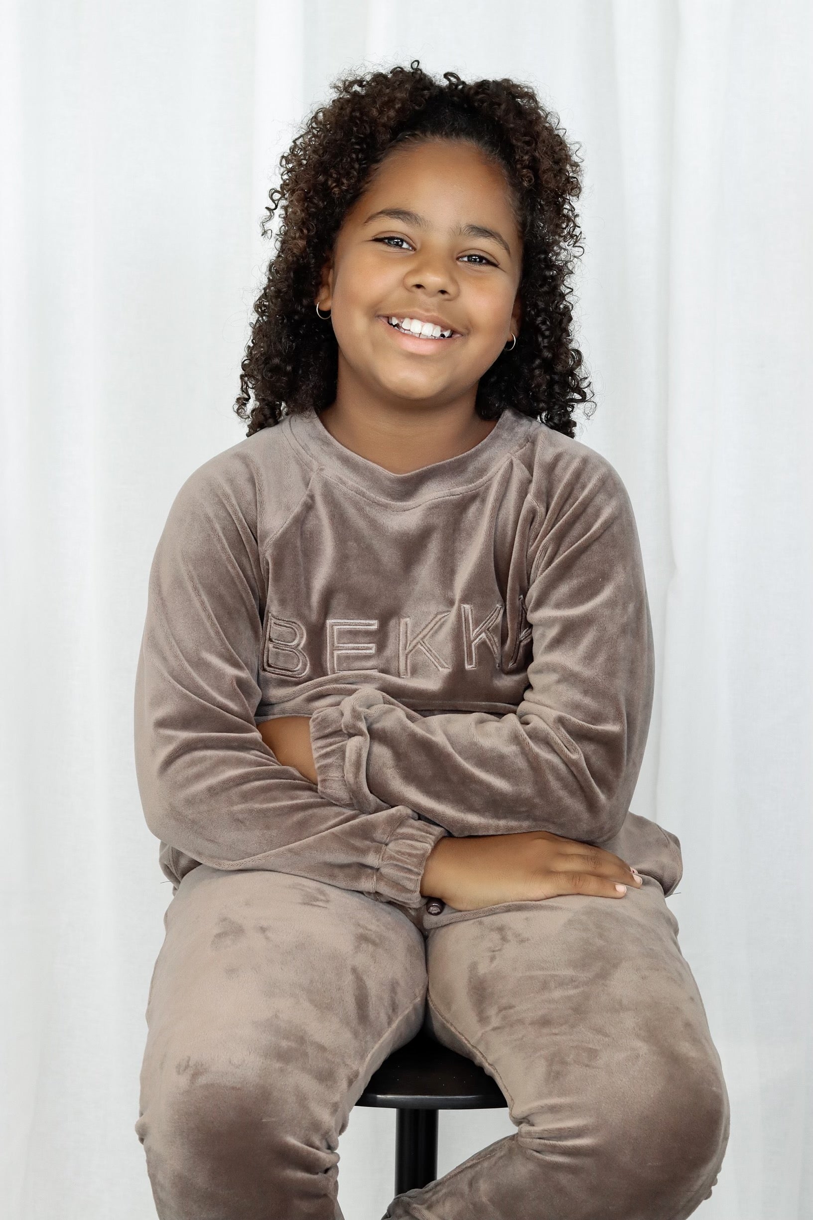 YOUNG Soft Velvet Sweater - Faded Brown (6912013140135)