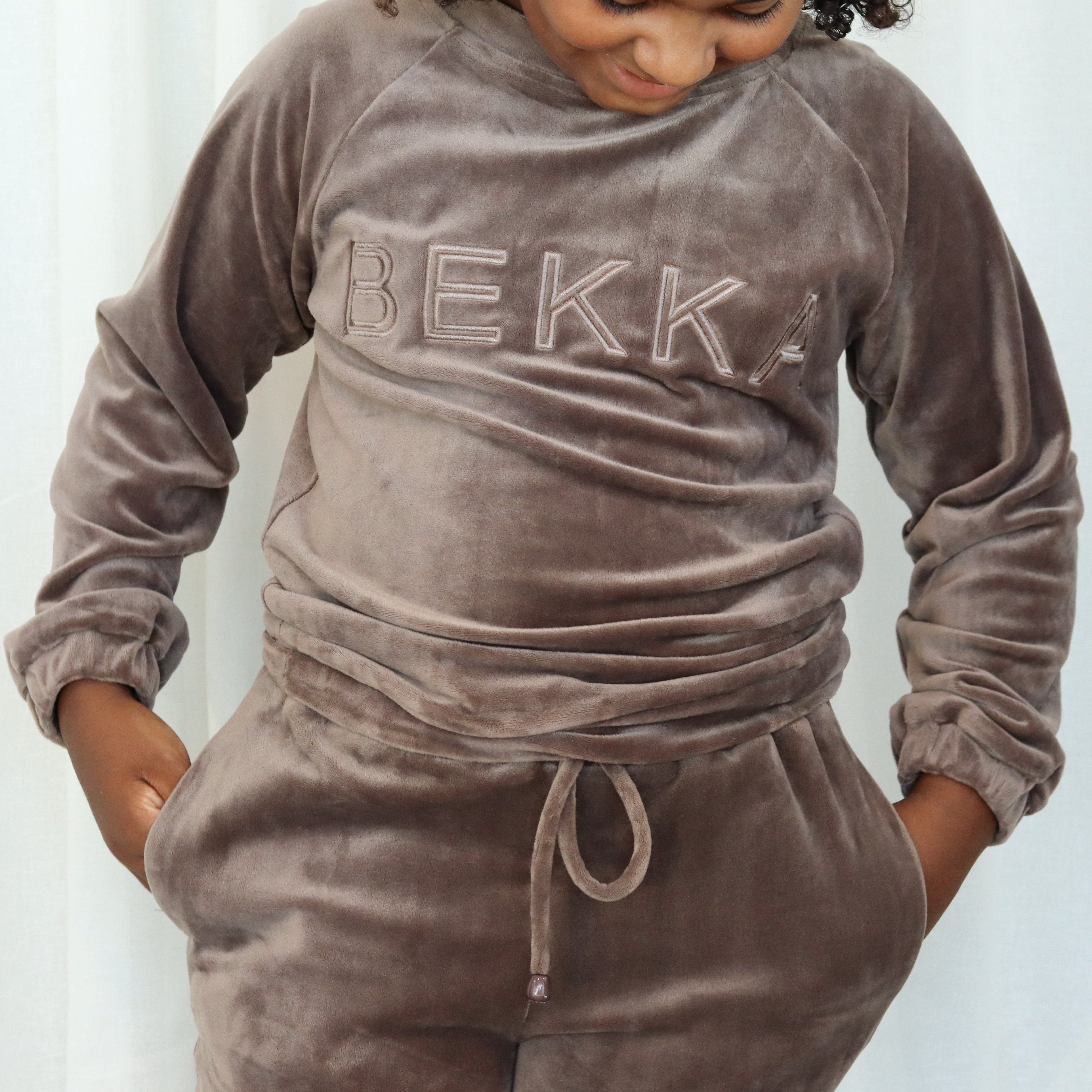 YOUNG Soft velvet sweater - faded brown (6912013140135)