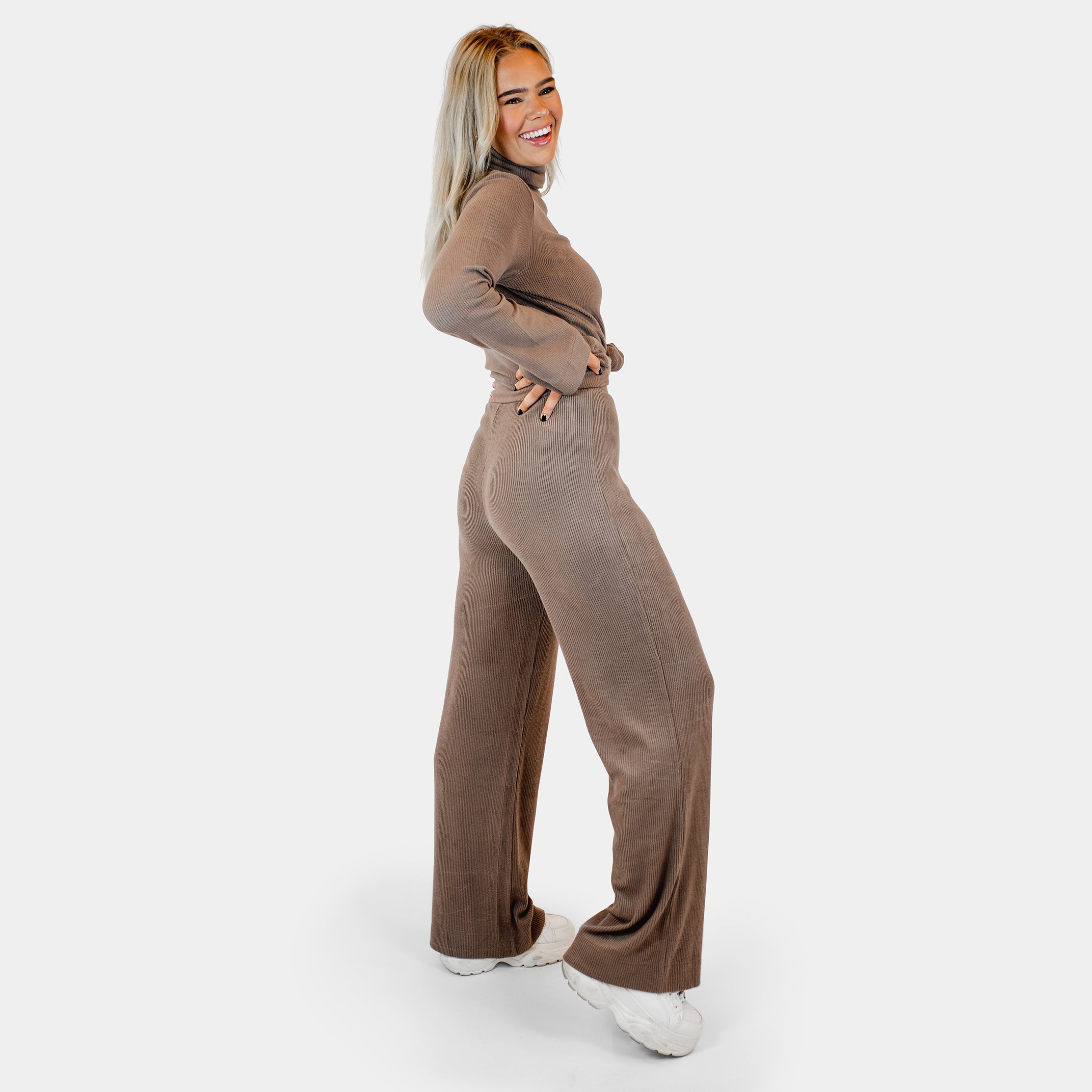 Comfy sett - faded brown (6278799032487)